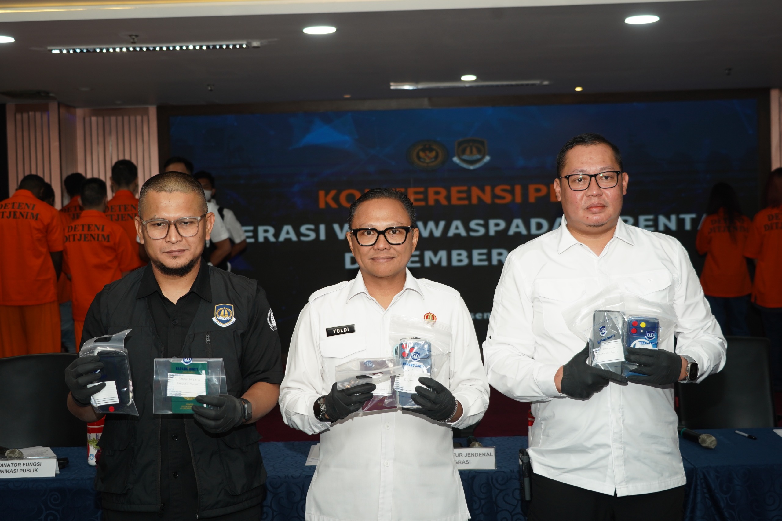 Indonesia Detains 220 Foreign Nationals in Nationwide Immigration Crackdown