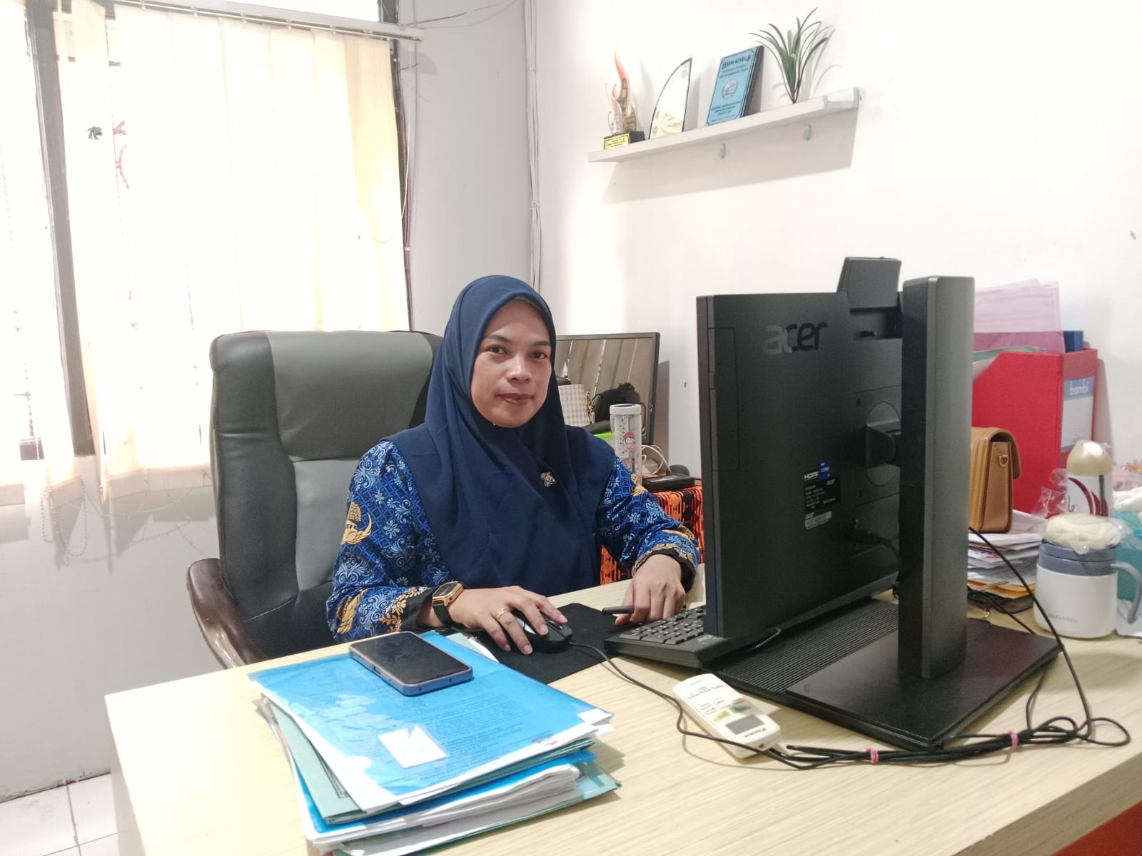 Lurah Balla Parang, Kecamatan Rappocini, Surianty S. Sos