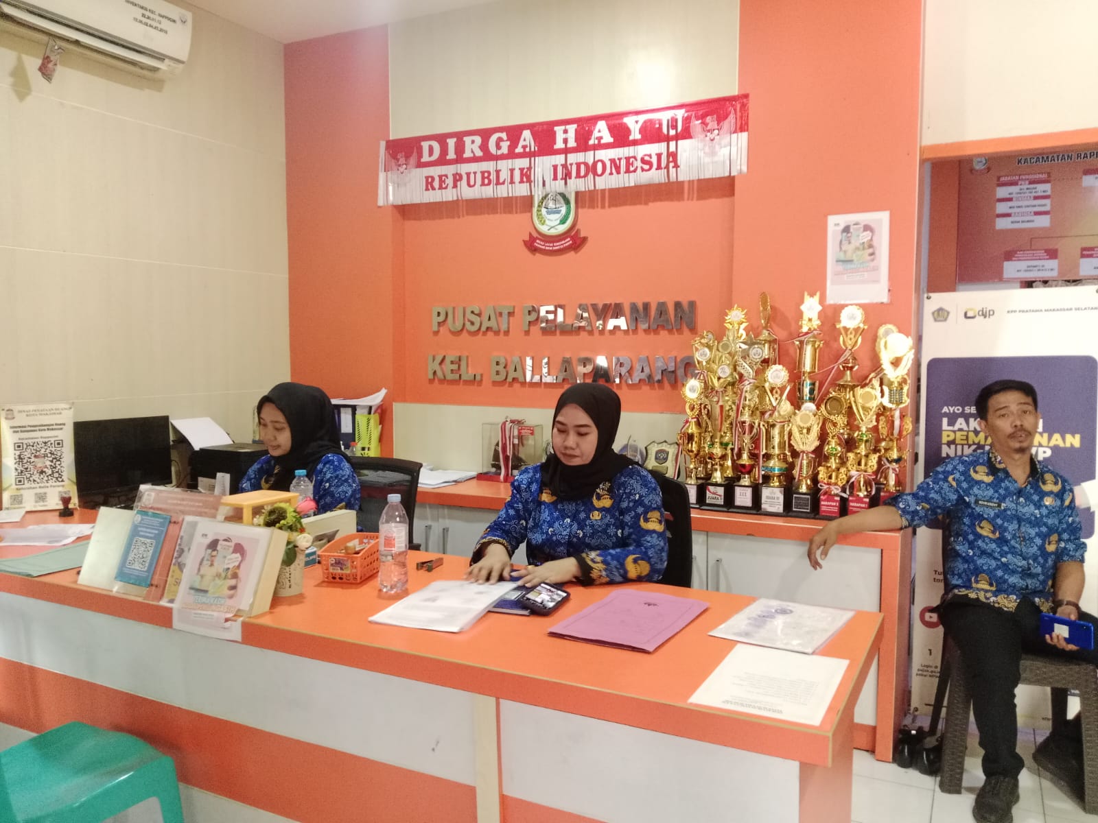 Hari Kedua Pendaftaran Calon Ketua RT/RW di Kelurahan Buakana Berjalan Lancar, Warga Antusias Mendaftar