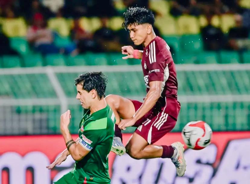 PSM Makassar Gagal Maksimalkan Laga Kandang, Ditahan Persebaya 1-1 di Parepare