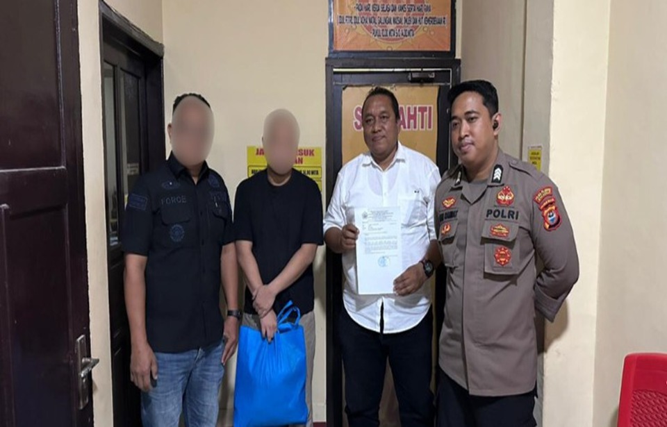 Bea Cukai Makassar Serahkan Tersangka Penyelundupan 480.000 Batang Rokok Ilegal ke Kejaksaan