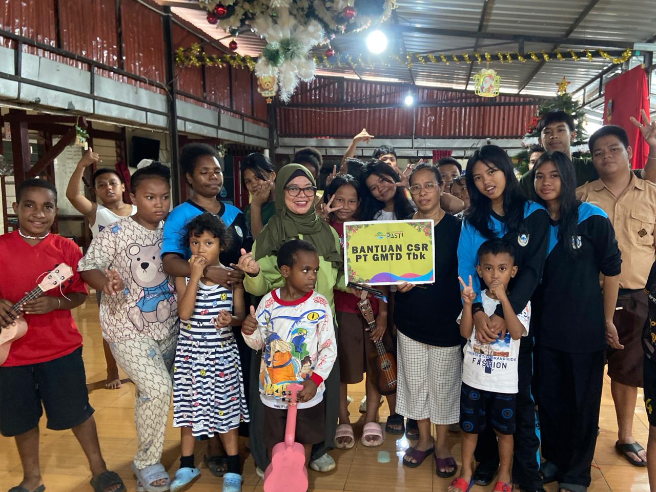 Tebar Kepedulian Jelang Natal, GMTD Salurkan Bantuan ke Gereja dan Panti Asuhan di Tanjung Bunga