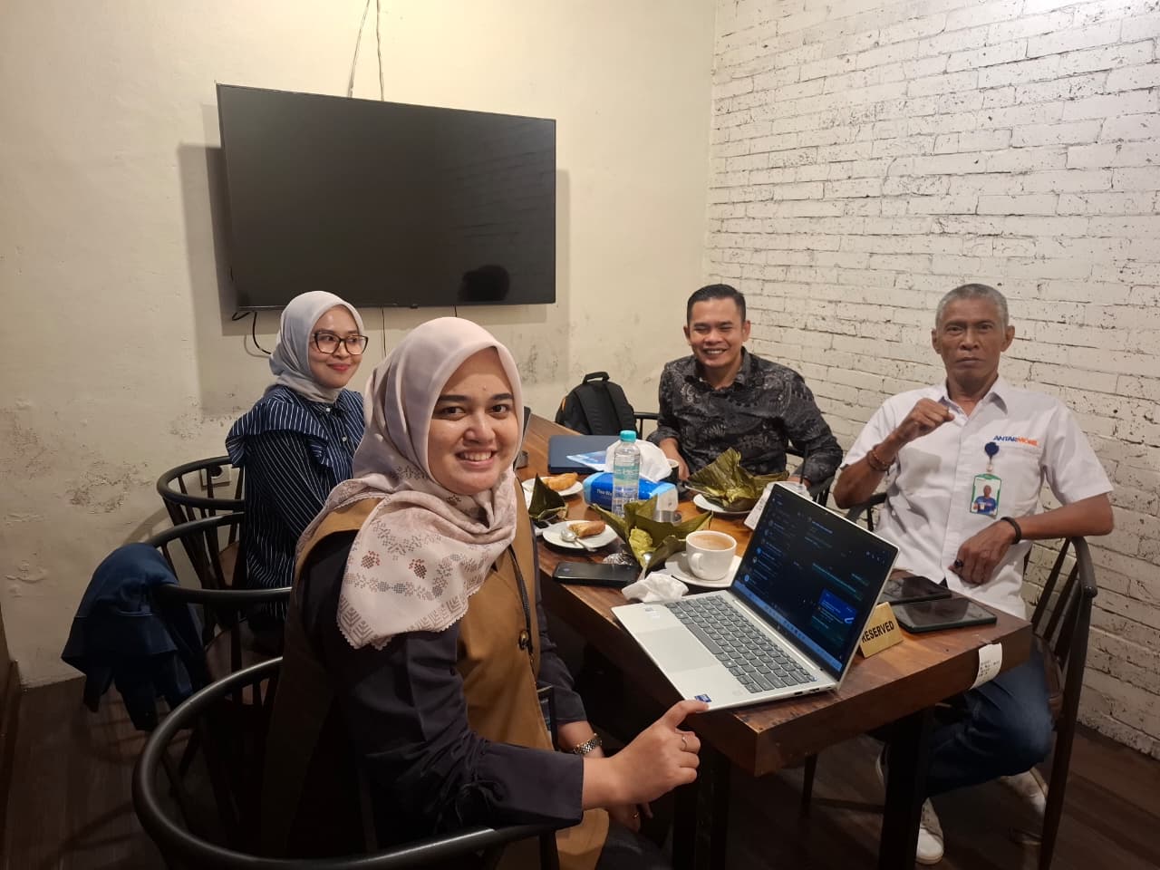 Antarmobil.id Gandeng PT Pelni, Perluas Jangkauan Pengiriman Mobil Nasional