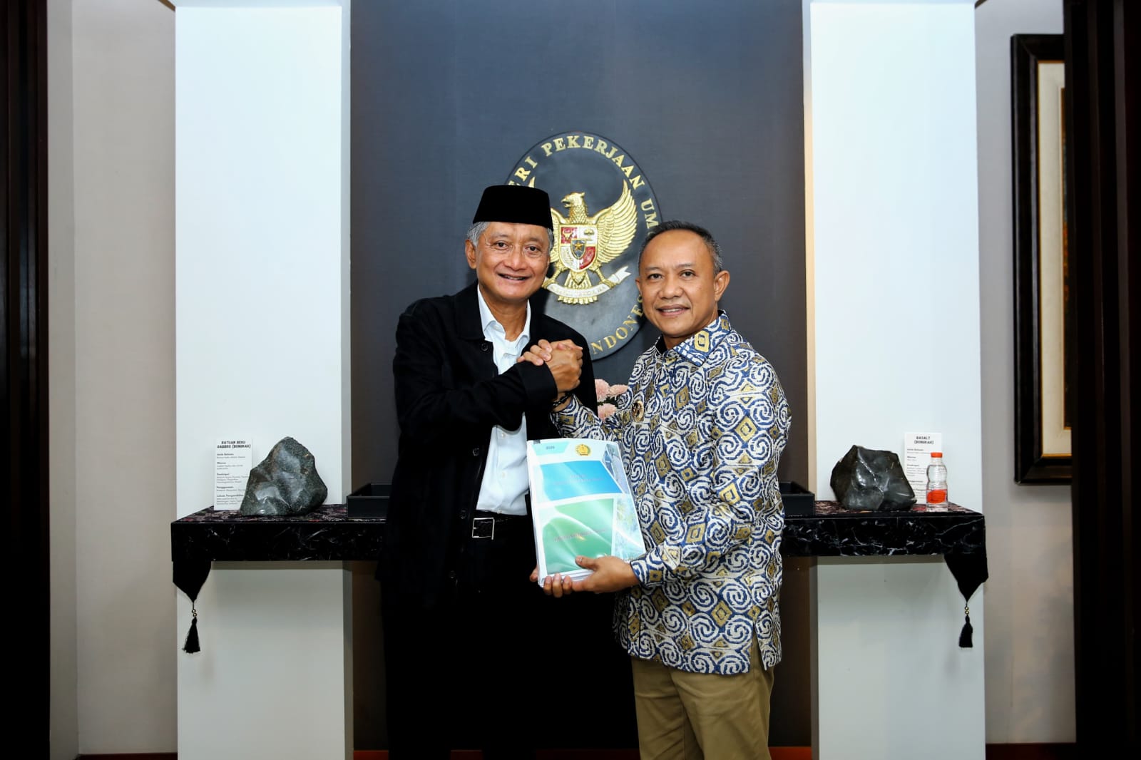 Bupati Natsir Ali Temui Menteri PU, Perjuangkan Pembangunan Strategis Kepulauan Selayar