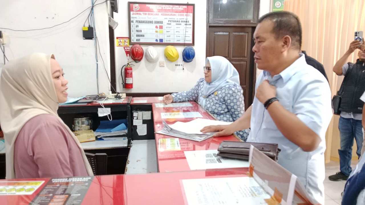 Wakil Ketua I DPRD Luwu Utara Karemuddin, Bersama Ketua Komisi I DPRD Luwu Utara Hj. Megawati Melakukan Inspeksi Mendadak di Rumah Sakit Umum Daerah (RSUD) Andi Djemma Masamba