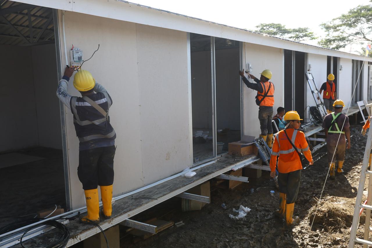 Danantara dan BUMN Percepat Bangun Huntara di Aceh Tamiang, PLN Pastikan Listrik Menyala