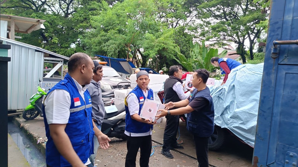 Pemprov Sulsel Kerahkan Tim Tagana dan Dinsos, Bantu Penanganan Banjir di Sejumlah Wilayah Makassar