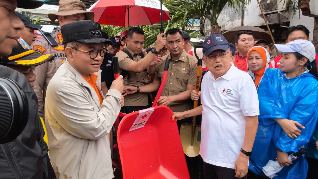 Jusuf Kalla Ajak Warga Cegah Banjir Lewat Gerakan “Jaga Jakarta Bersih”