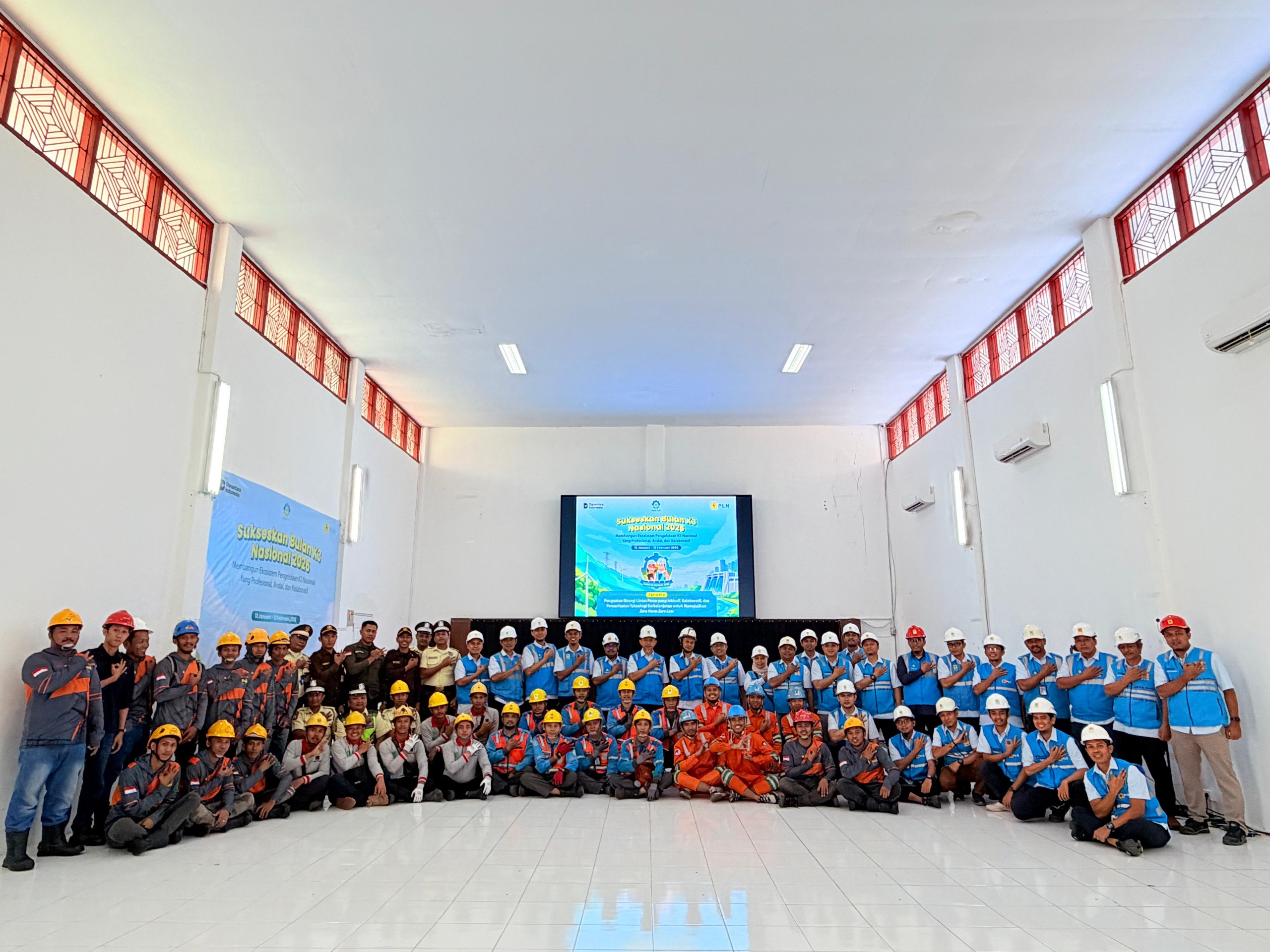 PT PLN (Persero) Menggelar Apel Siaga dalam Memperingati Bulan Keselamatan dan Kesehatan Kerja (K3) Nasional Tahun 2026