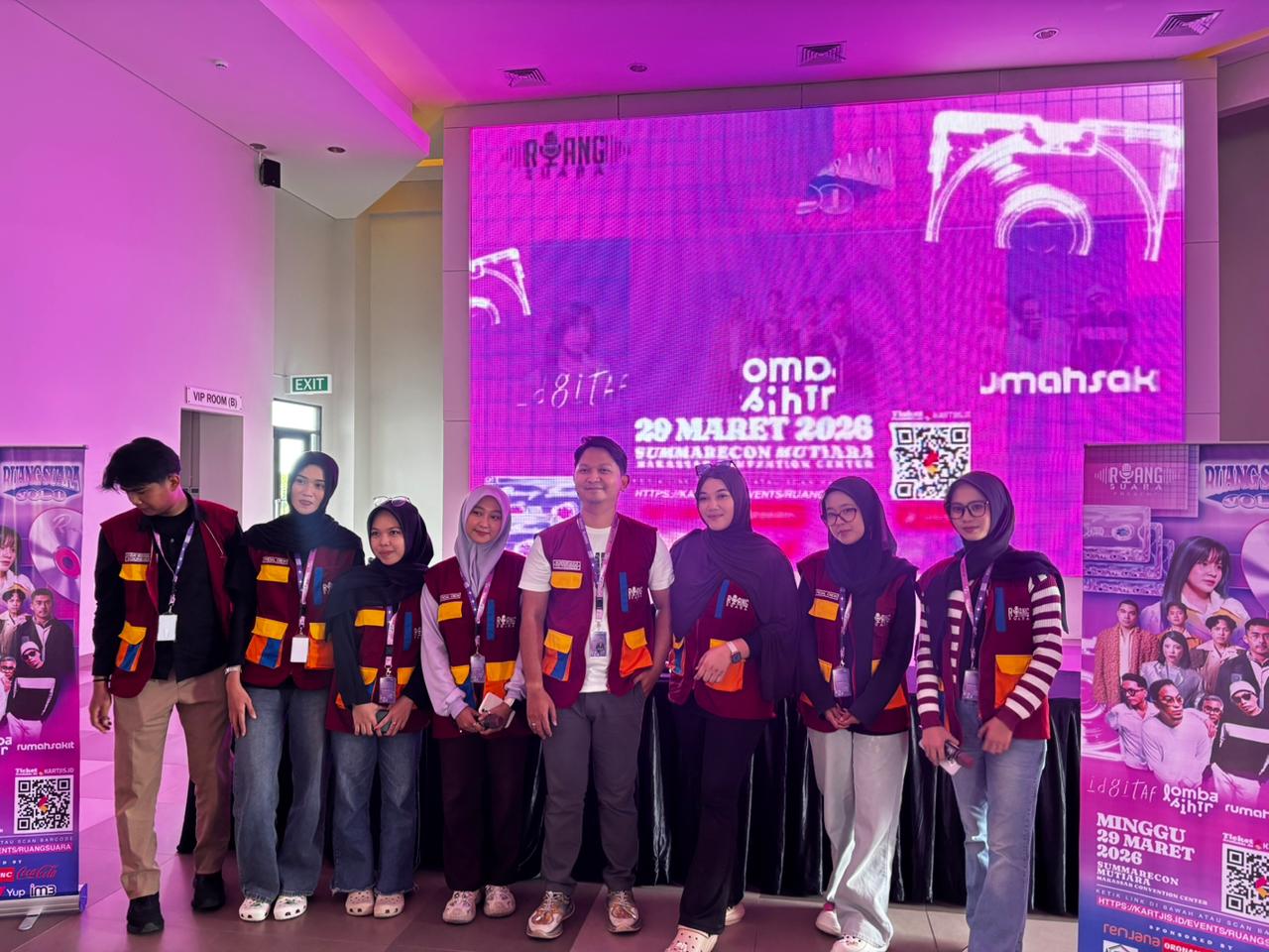 IDGITAF hingga Lomba Sihir Ramaikan Ruang Suara Vol.I di Makassar: Konser Indoor Berbalut Sportaiment