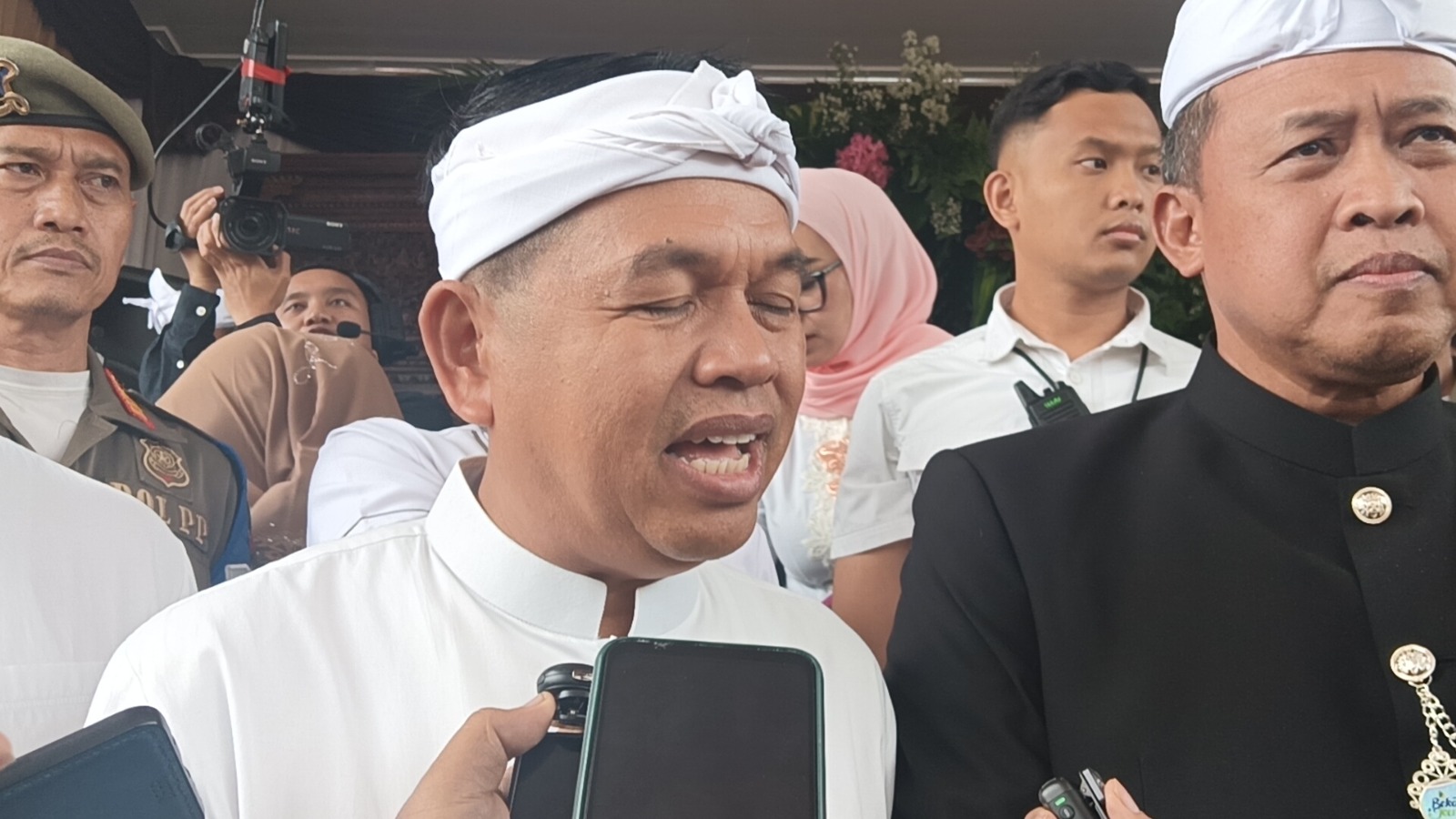 Dedi Mulyadi Tanggapi Penyegelan TPA Burangkeng: Buang Sampah Kemana?