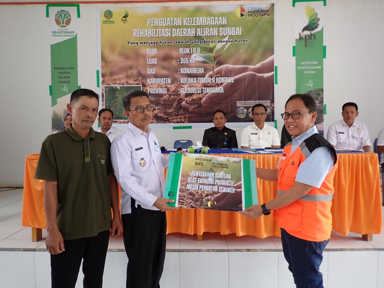‎Lebih dari Sekadar Tanam Pohon: PT CNI Bawa Perubahan Sosial-Ekonomi di Kolaka Timur