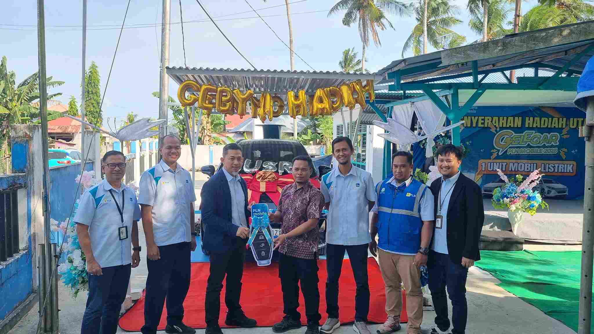 Warga Buton Tengah Menang Mobil Listrik dari Program Gelegar PLN Mobile