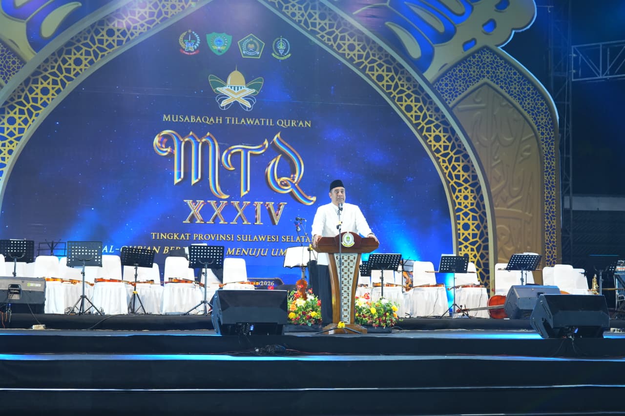Bupati Maros, Chaidir Syam Saat Memberikan Sambutan di Acara Penutupan MTQ XXXIV Sulsel