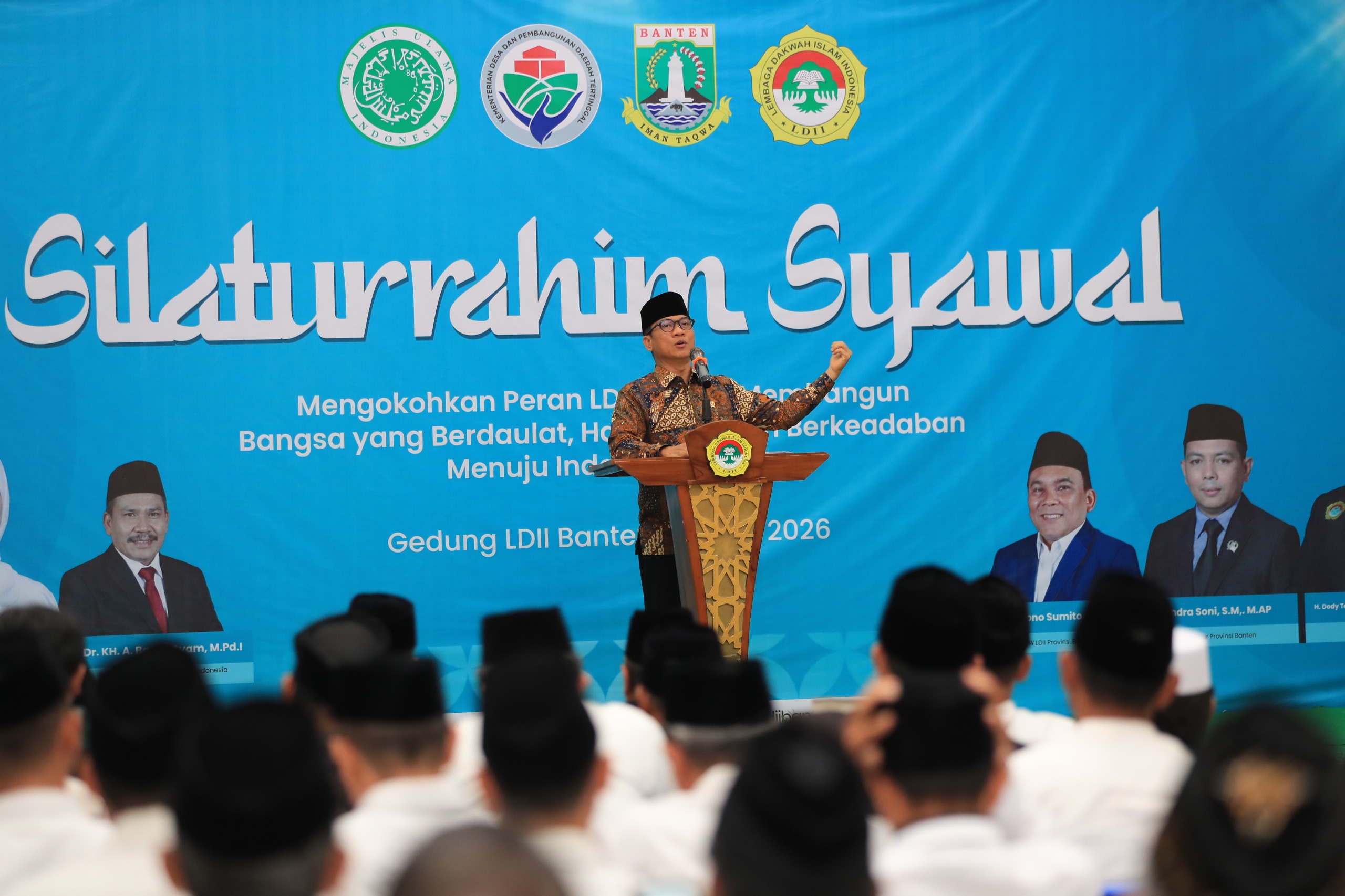 Mendes Yandri Saat Memberikan Sambutan Pada Acara Halal Bihalal yang Diadakan oleh Pimpinan Wilayah (PW) Lembaga Dakwah Islam Indonesia (LDII) Provinsi Banten