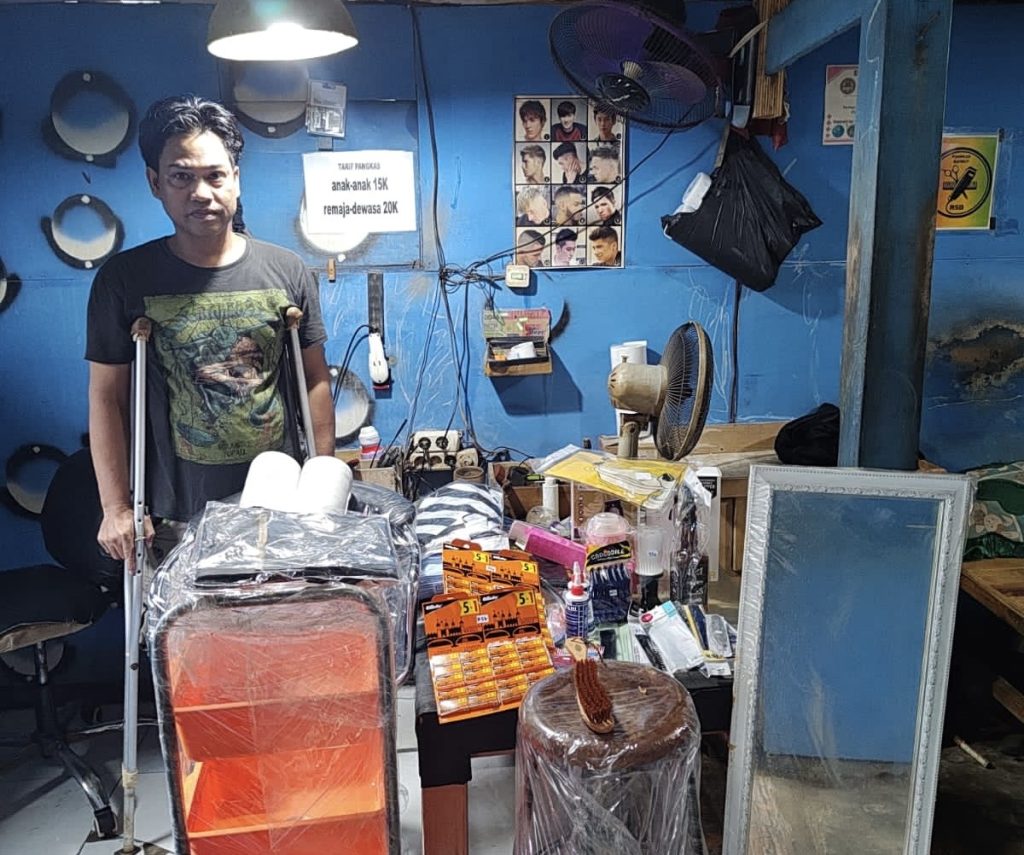 Pemkab Maros Salurkan Bantuan Sosial bagi Anak, Lansia, dan Disabilitas