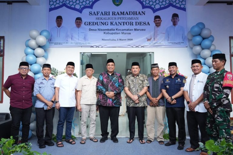 Safari Ramadan, Bupati dan Wabup Maros Resmikan Kantor Desa Nisombalia