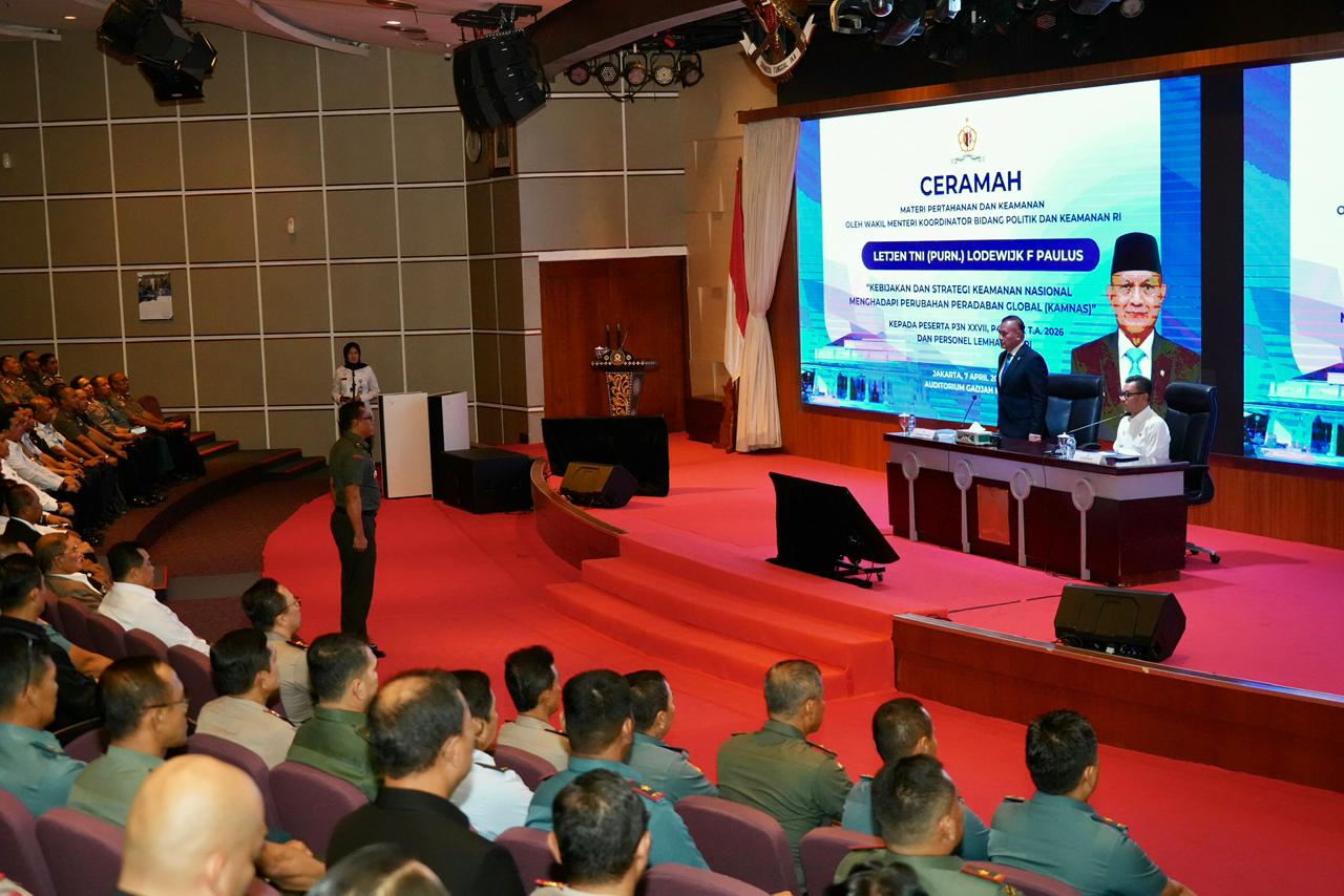 Wamenko Polkam Tekankan Ketahanan Nasional Hadapi Dinamika Global di Lemhannas