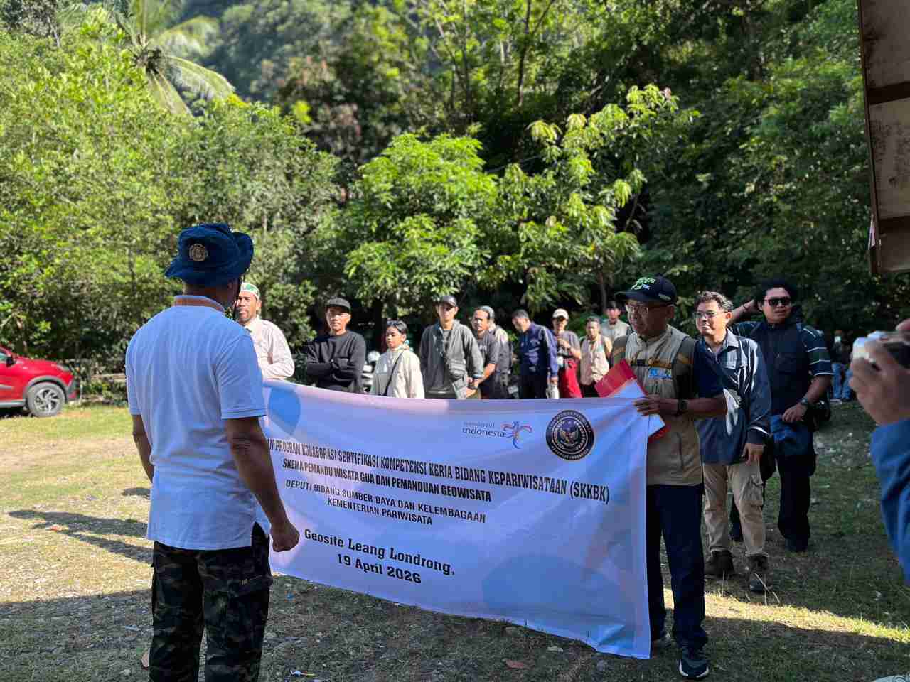 50 Pemandu Geopark Maros Pangkep Tersertifikasi, Siap Tarik Wisatawan Mancanegara