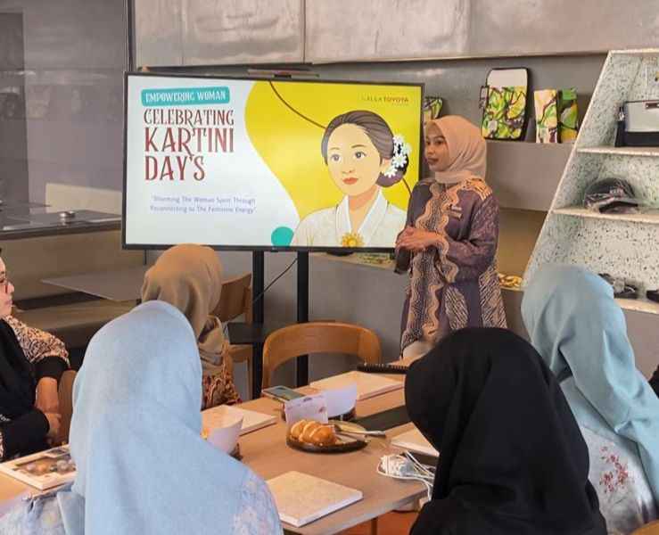 Hari Kartini, Kalla Toyota Tebar Promo Bunga 1,21 Persen hingga Oli Gratis