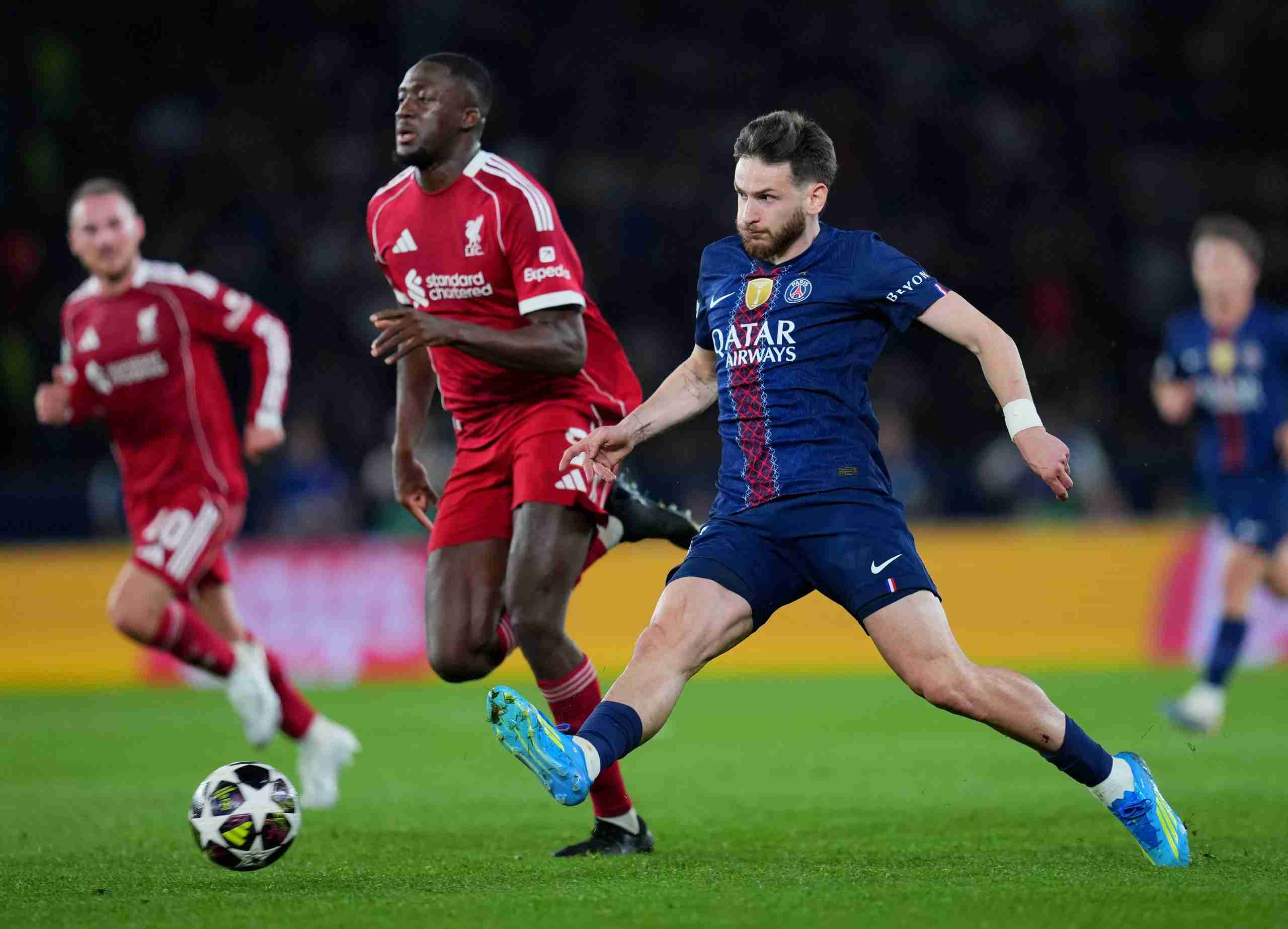 Doue dan Kvaratskhelia Bawa PSG Tekuk Liverpool 2-0 di Liga Champions