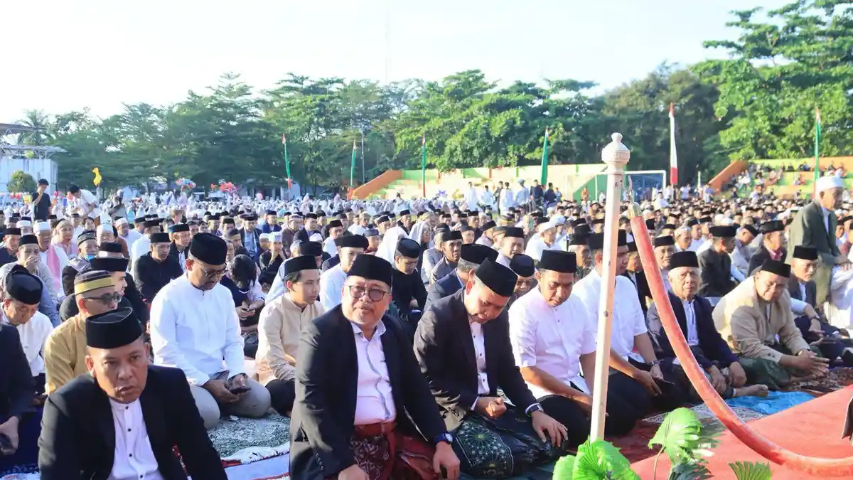 Bupati Takalar Ajak Jamaah Idul Adha Kikis Ego Pribadi demi Kemajuan Daerah