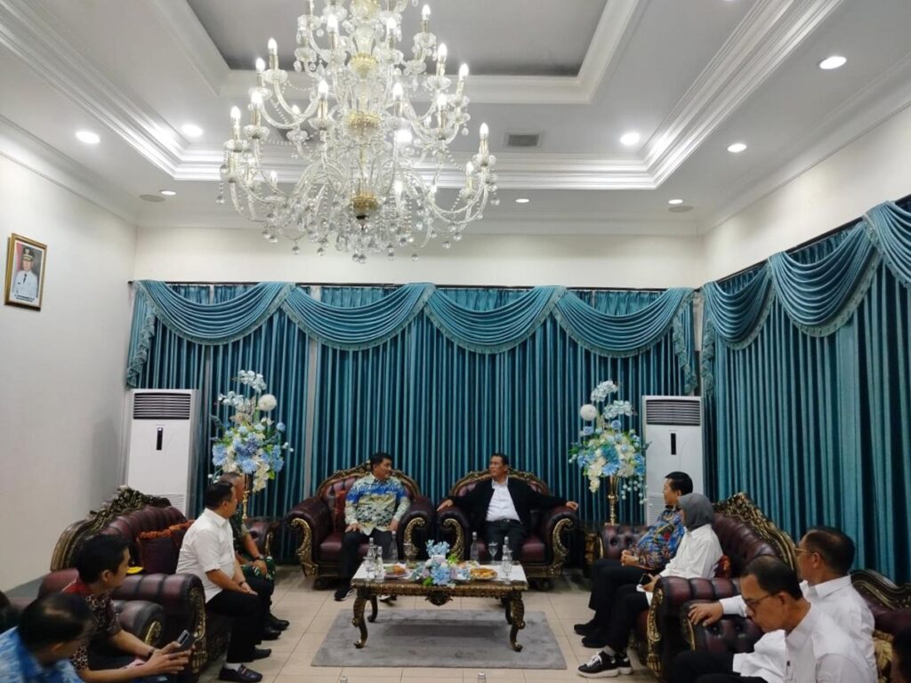 Perkuat Kedaulatan Pangan di Sulawesi Utara, Wakajati Sulut Hadir Kunker Mentan
