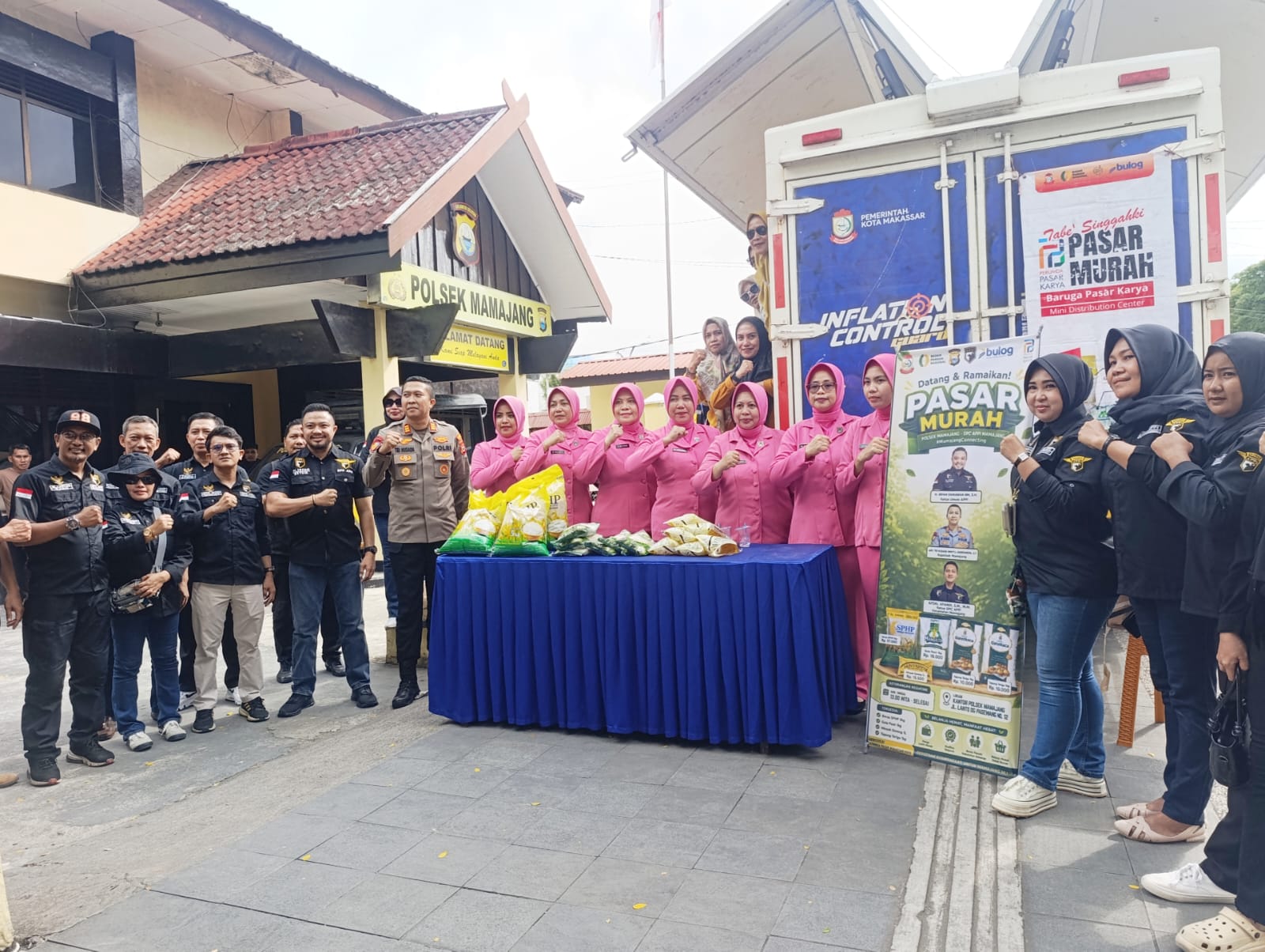Kapolsek Mamajang dan APPI Hadirkan Pasar Murah, Warga 13 Kelurahan Dapat Kupon Sembako