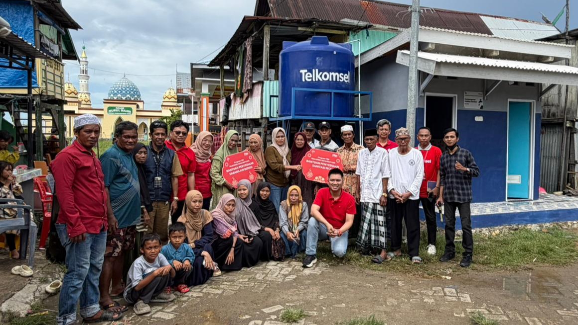 Sambut HUT Ke-31, Telkomsel Bangun Fasilitas Sanitasi dan Air Bersih di Maros