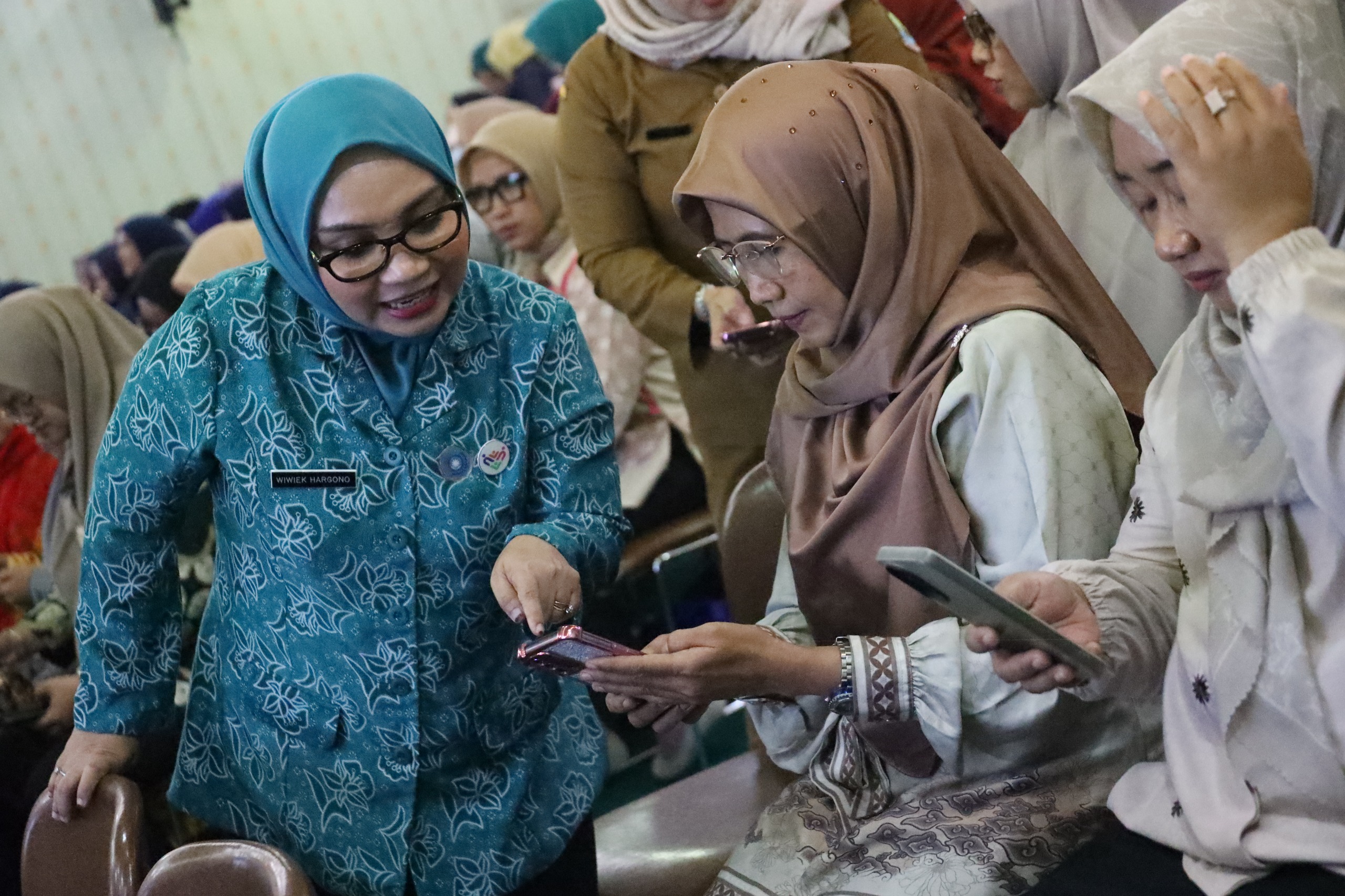 Dorong Digitalisasi Data, TP PKK Kota Bekasi Sosialisasikan Aplikasi Si Cantik