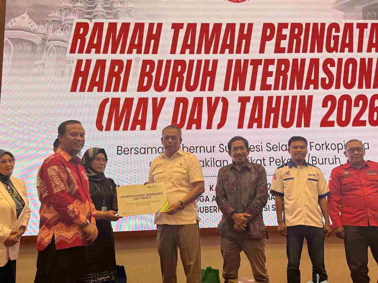 May Day di Makassar: BPJS Ketenagakerjaan Bagikan 300 Paket Sembako untuk Pekerja