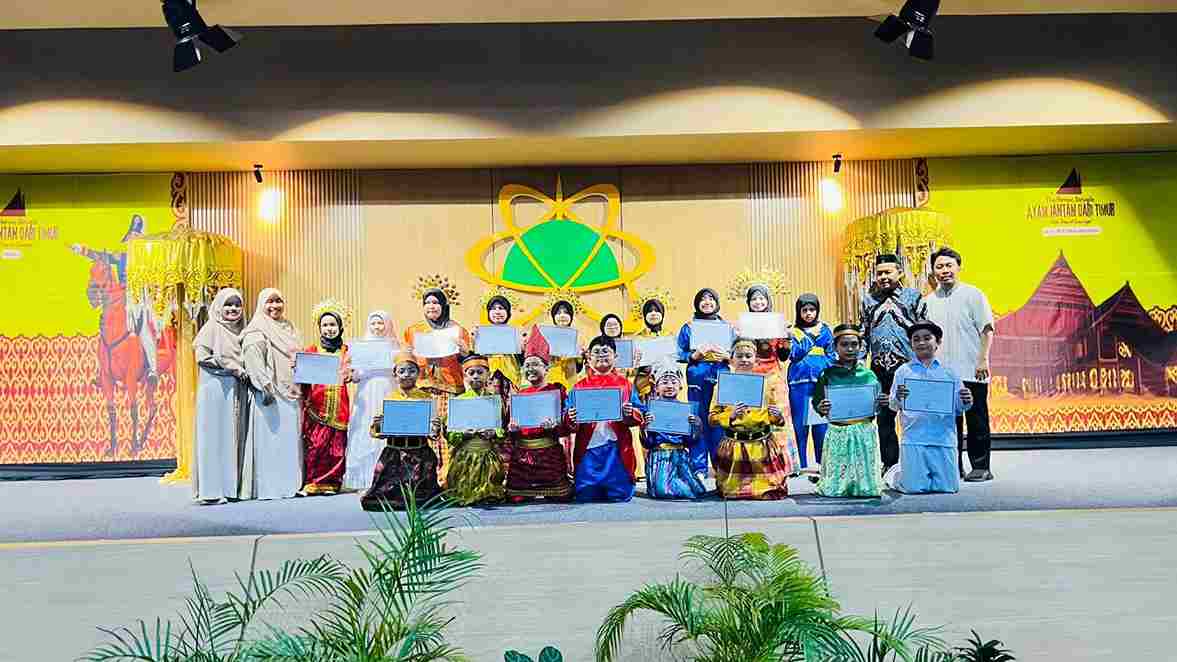 Siswa SD Athirah Belajar Kepemimpinan dan Kepercayaan Diri Lewat Drama Sultan Hasanuddin