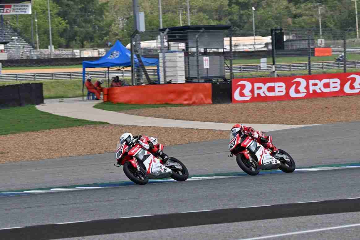 CBR250RR Antar Rheza Danica Naik Podium di ARRC Buriram 2026