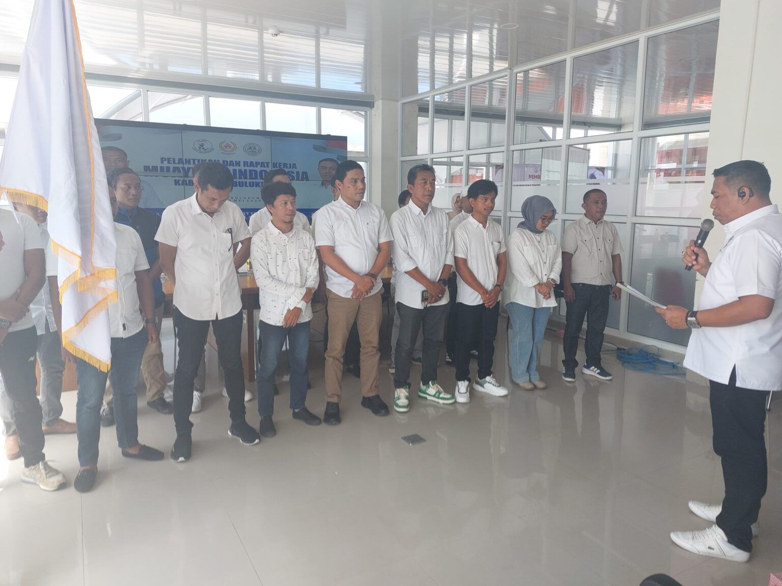 Dilantik Munir Mangkana, Andi Usdar Resmi Pimpin Muaythai Bulukumba