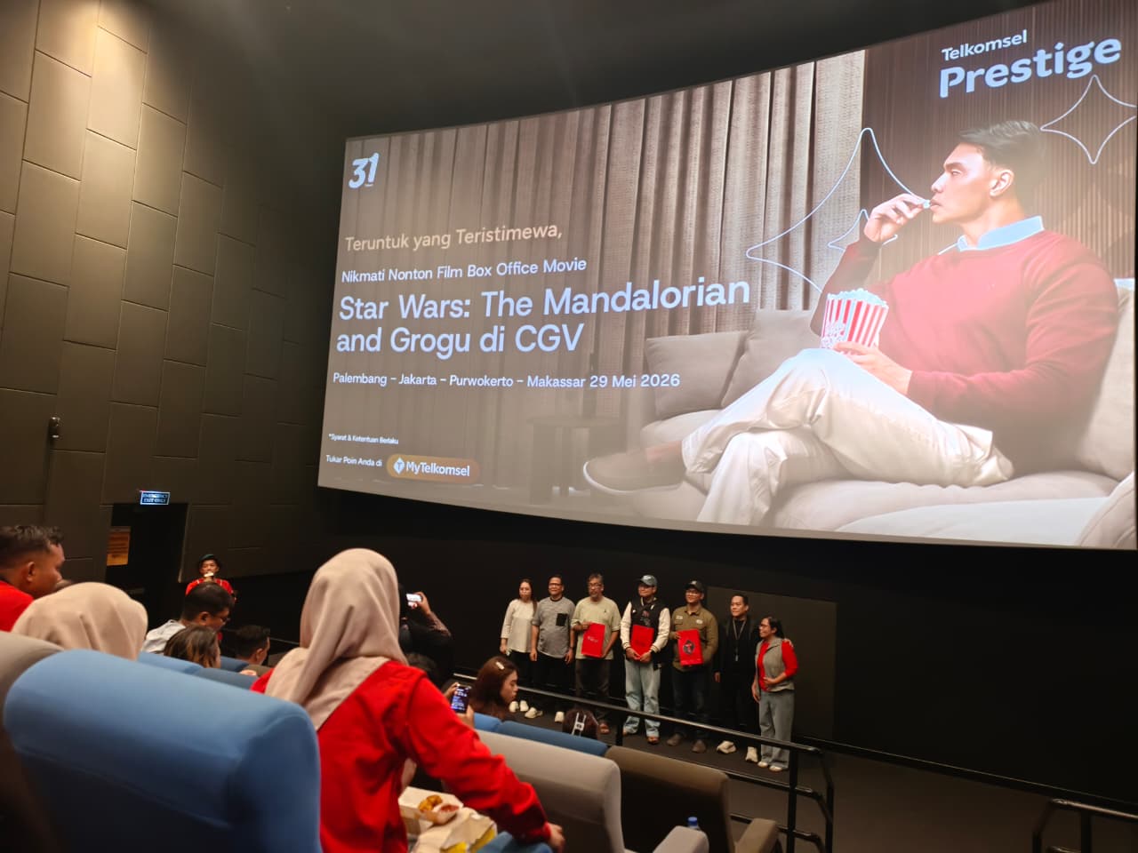 Telkomsel Prestige Ajak Pelanggan di Makassar Nobar Film Star Wars: The Mandalorian and Grogu