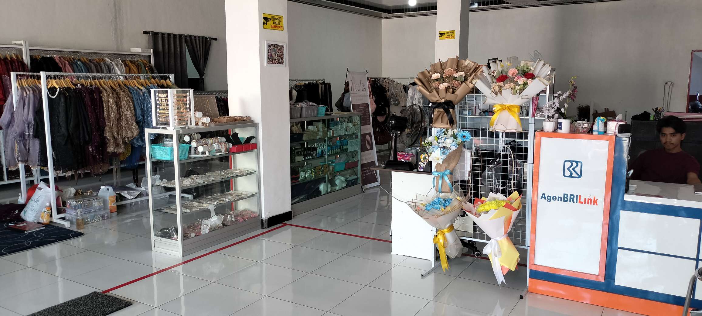 Baju Bodo, Softlens, dan Senyum Putri: Kisah Agen BRILink Jeneponto yang Merangkai Mimpi di Jalan Pahlawan