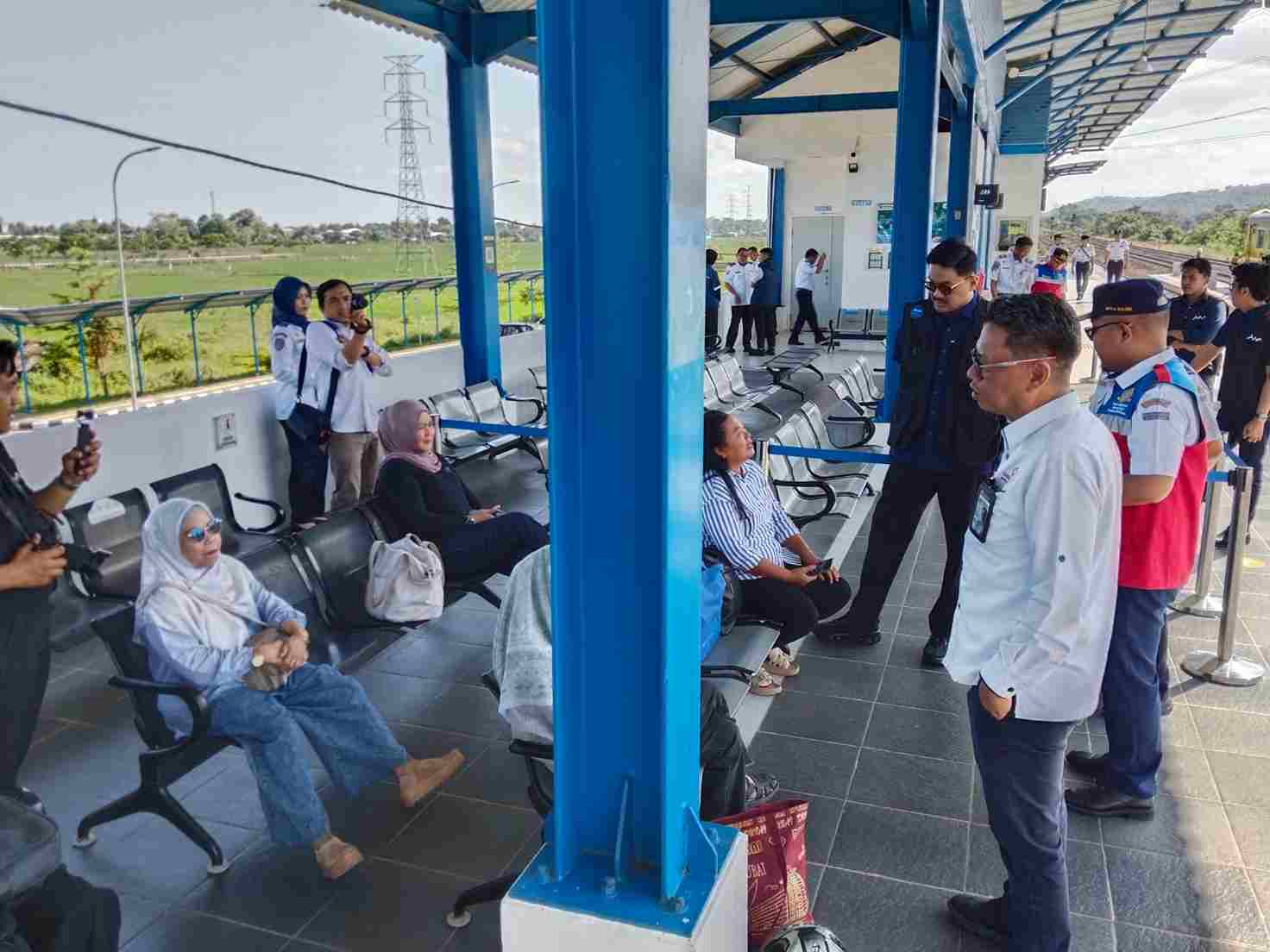 Ombudsman Sulsel dan Komisi V DPR RI Tinjau Kesiapan Uji Coba Kereta Api Barru-Palanro