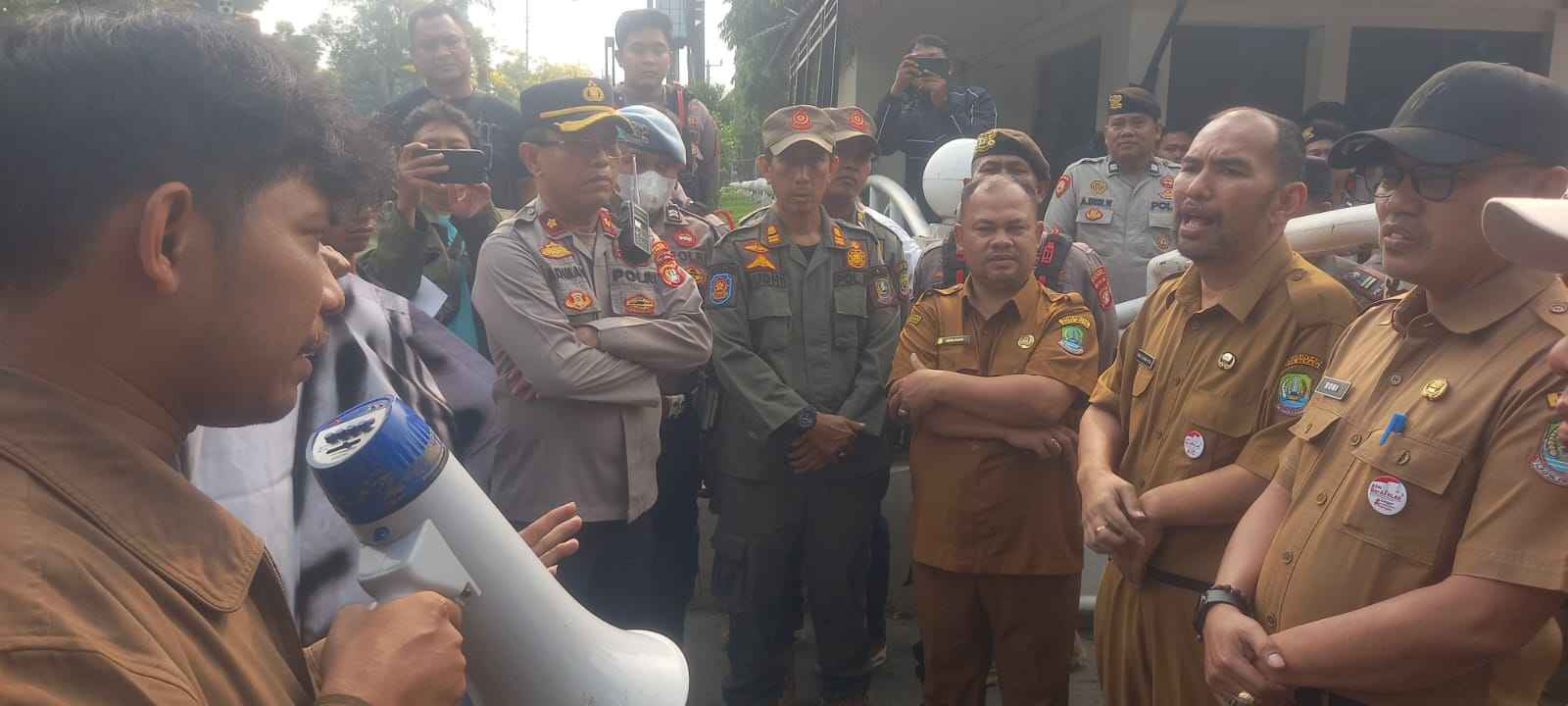 Ultimatum DPRD Bekasi, Mahasiswa Siapkan Demo Susulan dalam 3×24 Jam jika Aspirasi Diabaikan